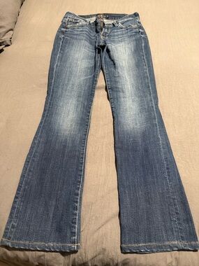 Lucky Brand Women's Flare Jeans in Medium Blue Wash